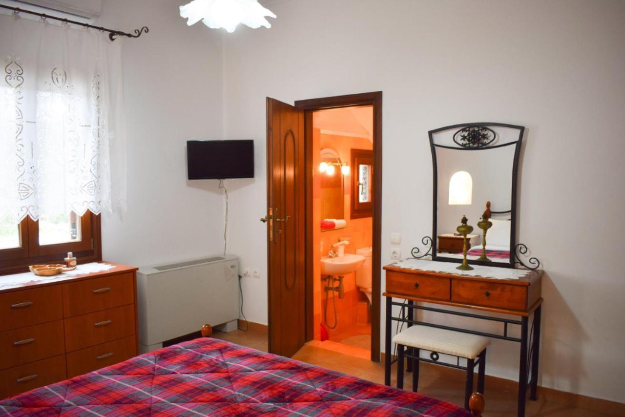 Sunshine House For 9, Cozy Set Up,Verandas, Sea View. Karterados  Extérieur photo