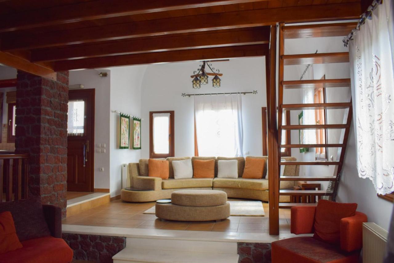 Sunshine House For 9, Cozy Set Up,Verandas, Sea View. Karterados  Extérieur photo